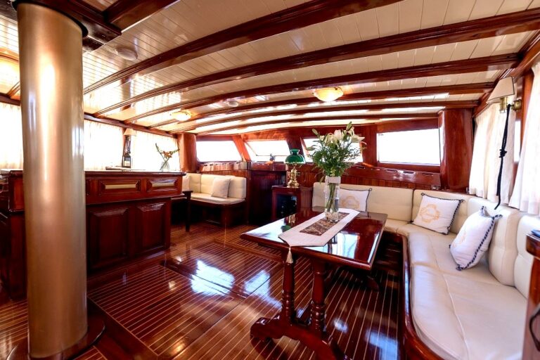 Saloon