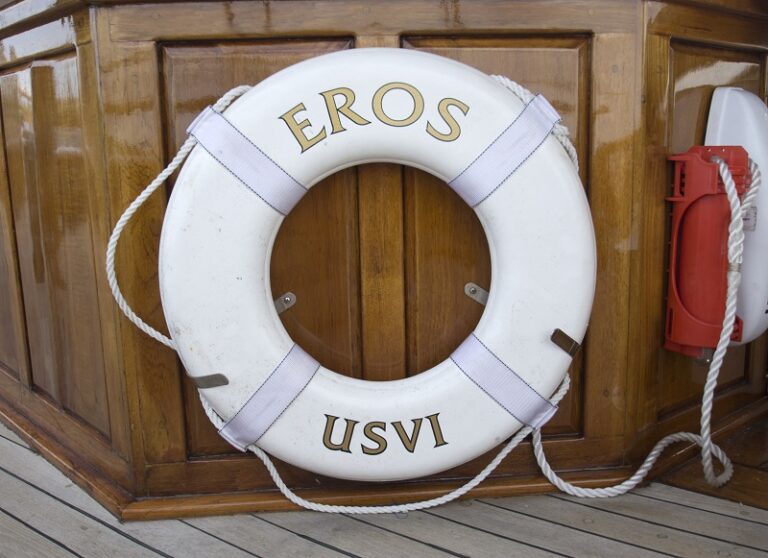 SY EROS - Detail