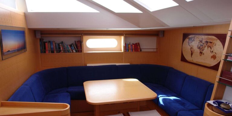 Saloon Seating