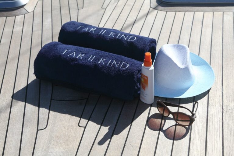 SY FAR II KIND - Details