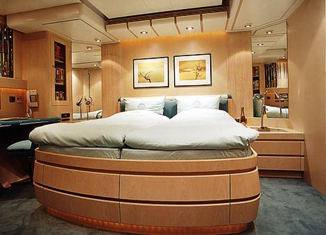 SY FLYING MAGIC -  Master Cabin