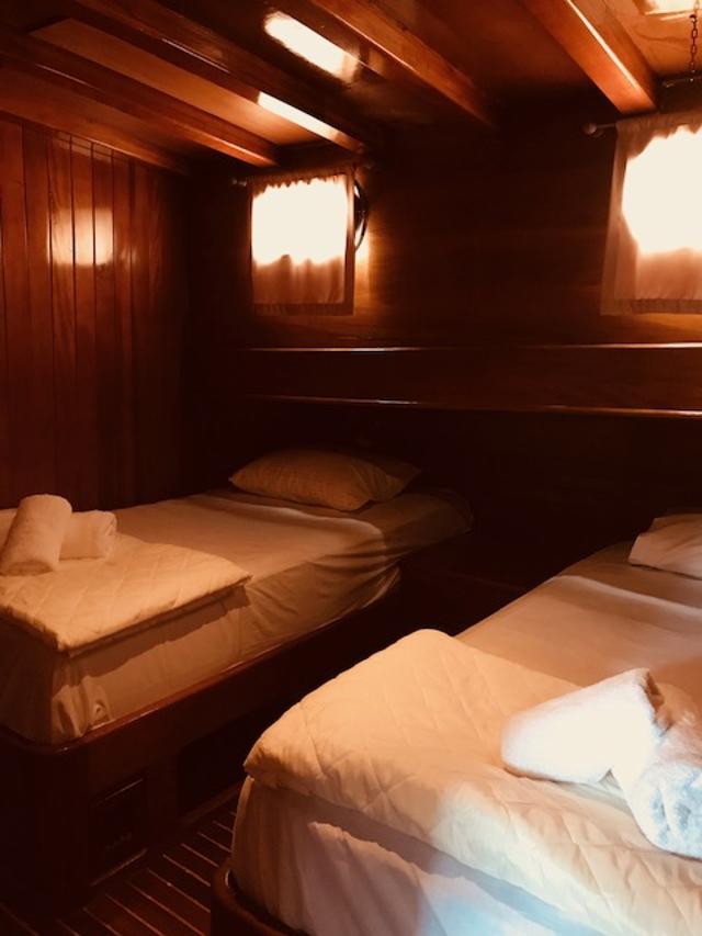 Twin Cabin