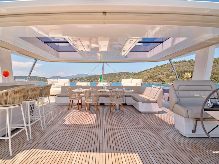 Sun deck