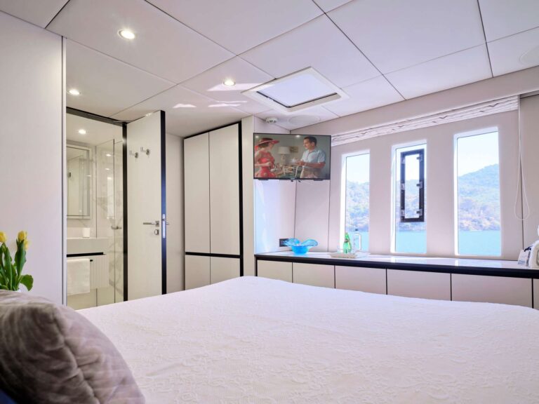 Master suite