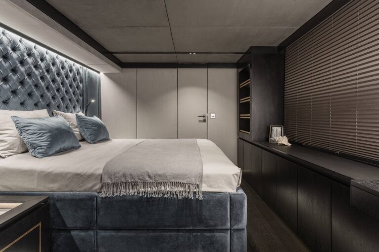 Master suite