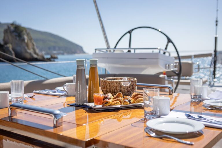 Alfresco Breakfast