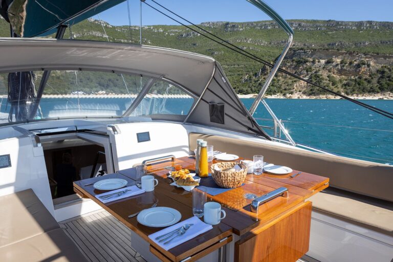 Alfresco Breakfast Set Up