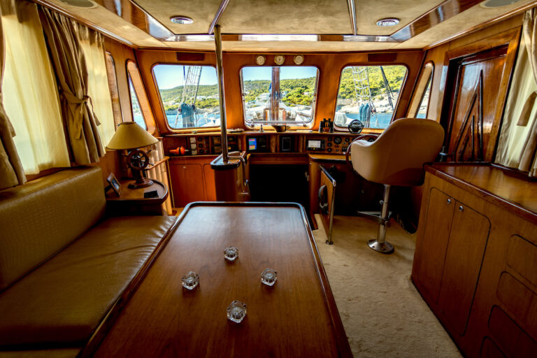 Saloon