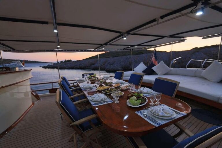 Exterior Dining Area