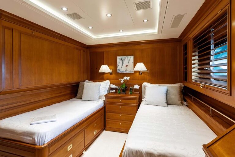 Twin Suite