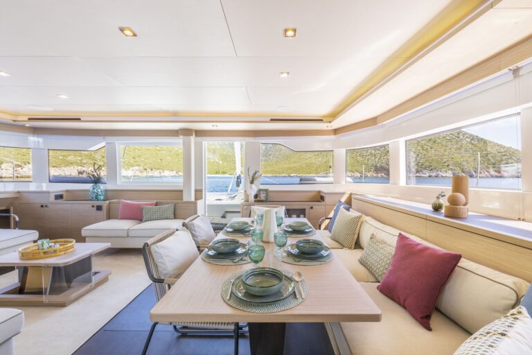 Main Salon Dining