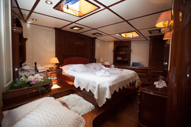 Guest Cabin