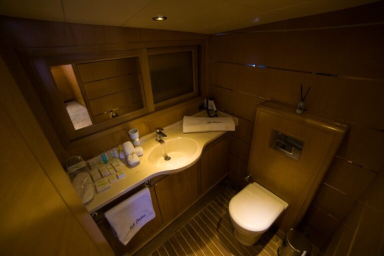 Ensuite Bathroom