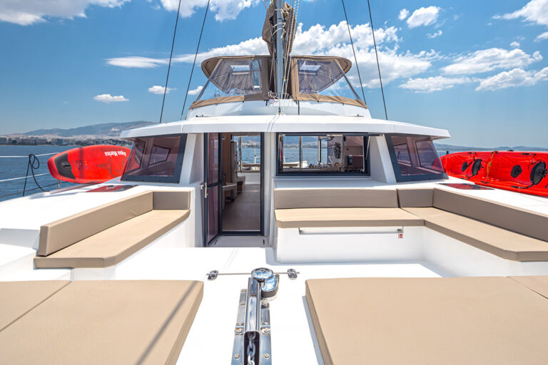 Foredeck Seating