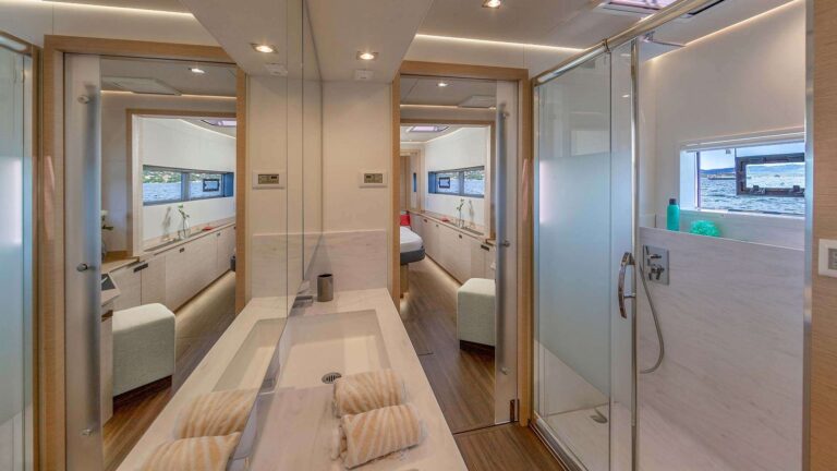Ensuite Bathroom - sistership