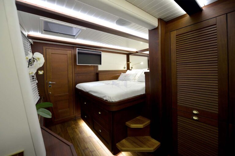 VIP Cabin