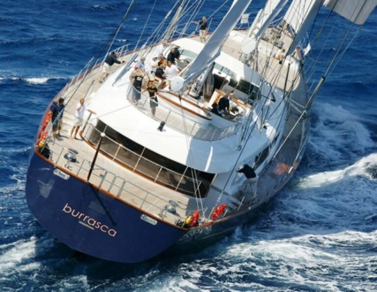 Superyacht from PERI NAVI