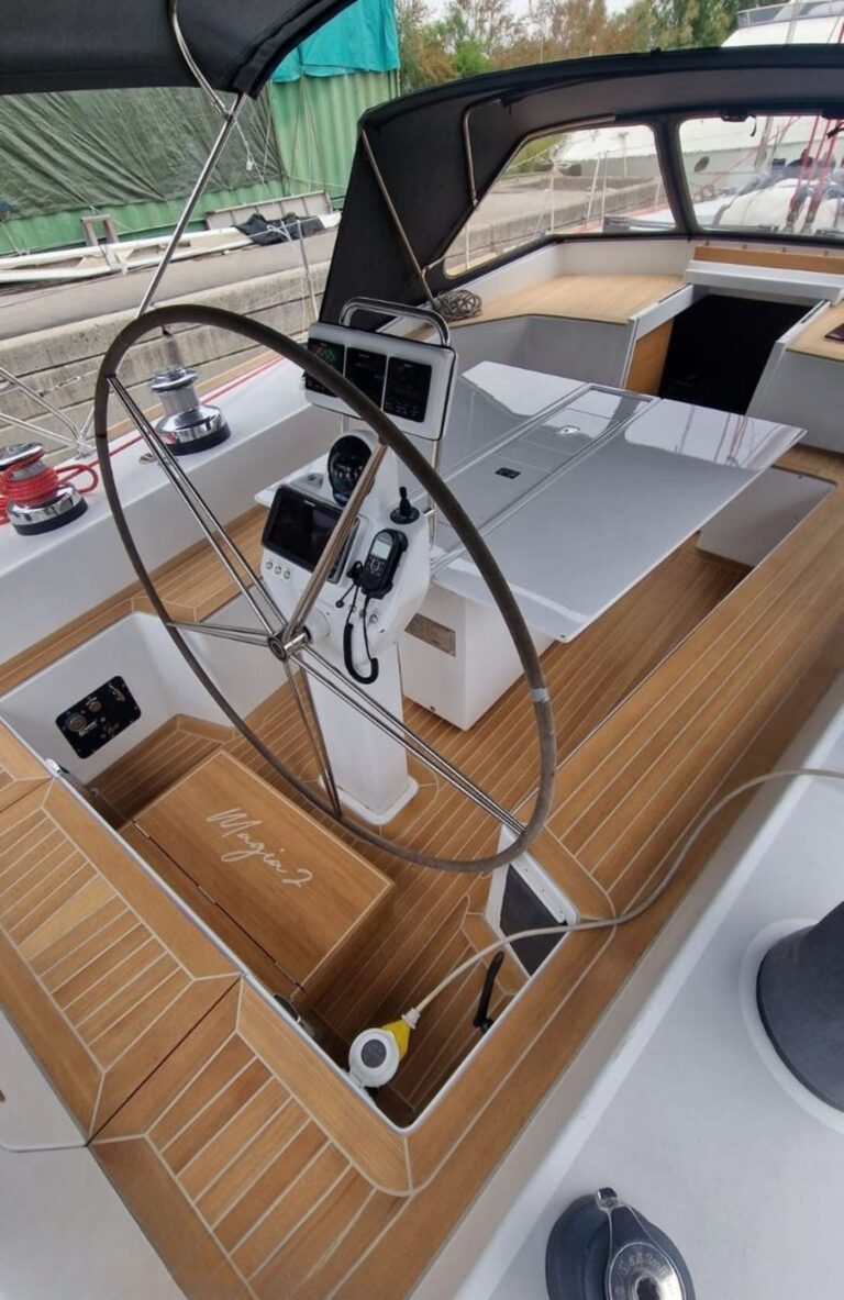 Captains Area 01