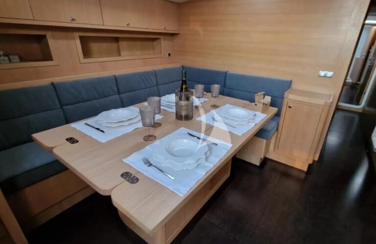 Main Dining