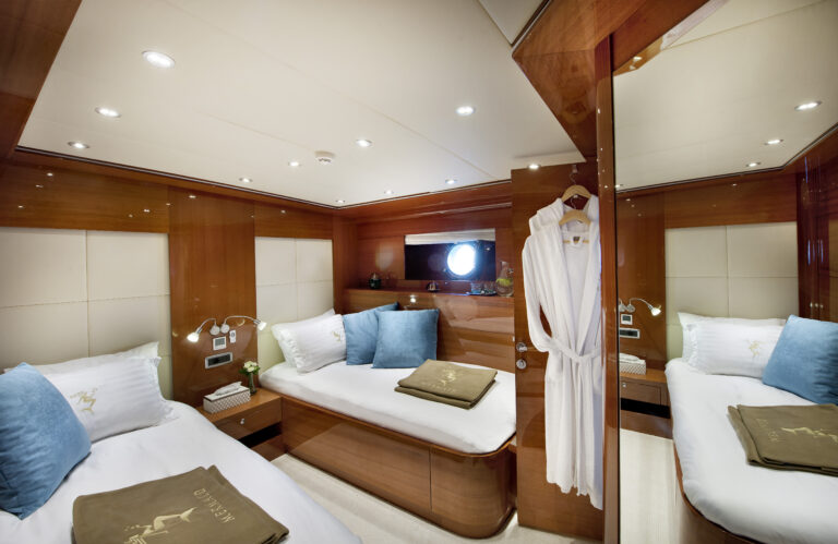 Twin Cabin