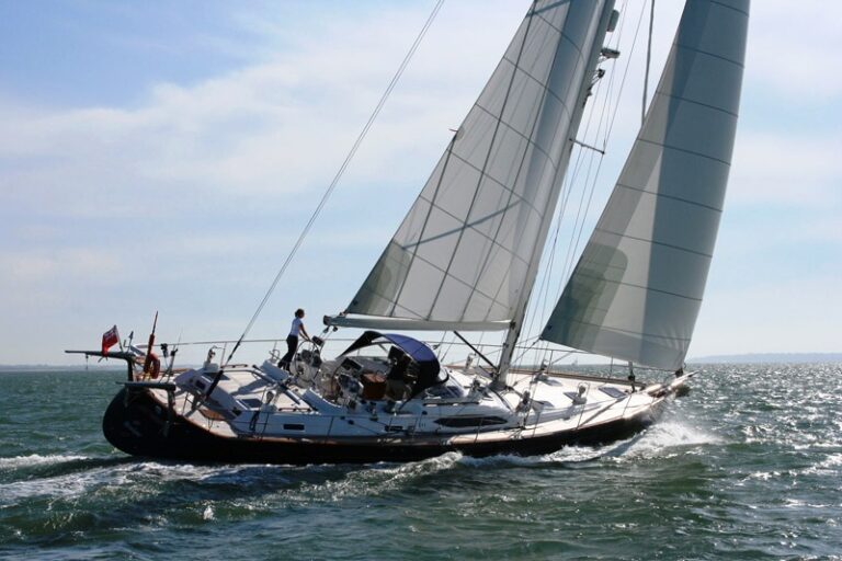 SY MUSTIQUE -  Sailing
