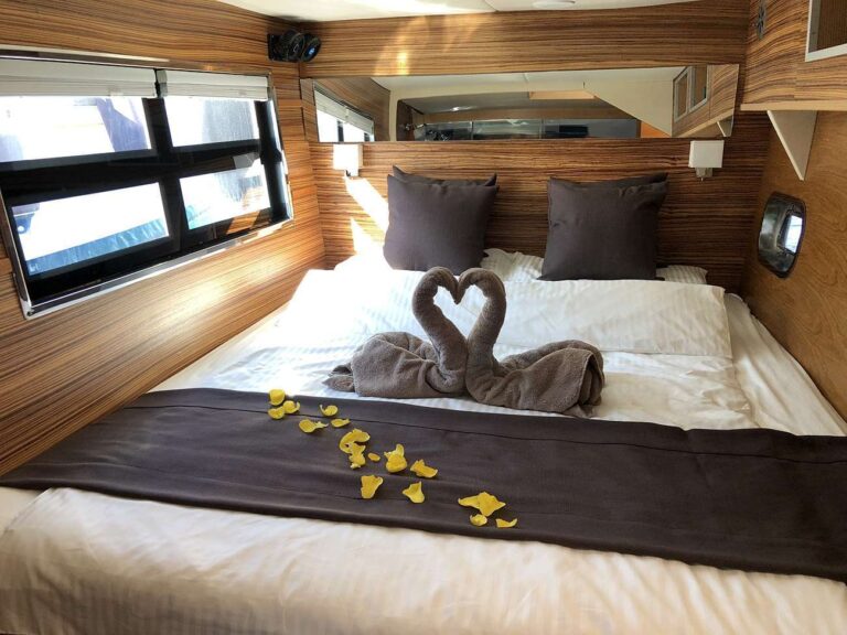 Double Cabin