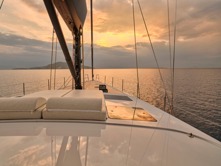 Foredeck Sun Pads