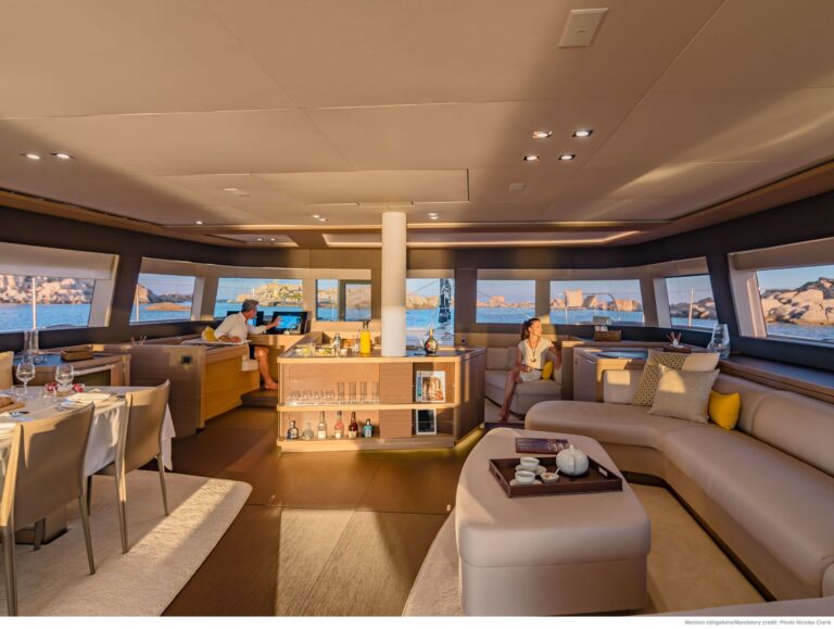 Main salon view forward