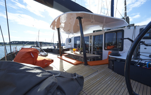 SY NO LIMIT - Aft deck