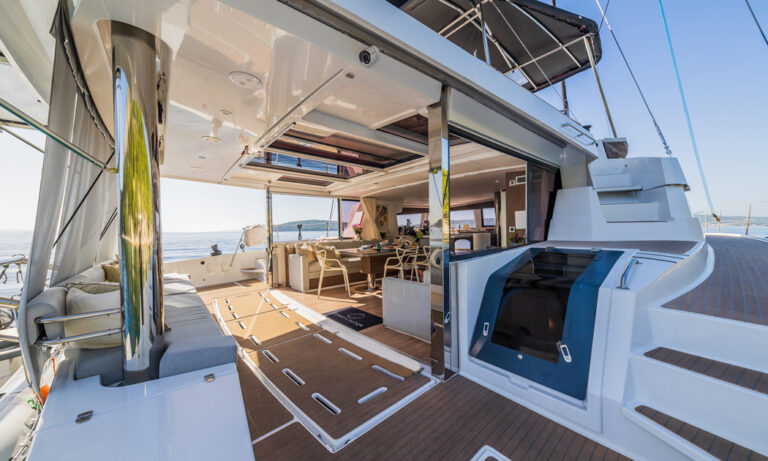 Aft Cockpit