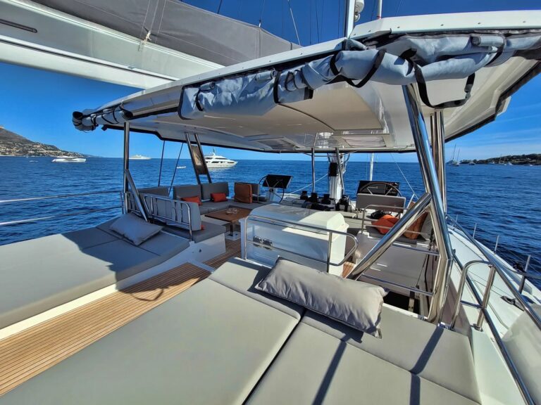 Sun deck