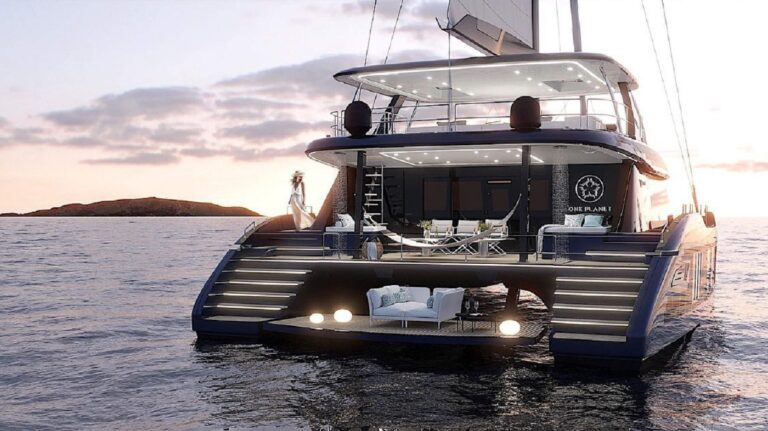 Luxury Sailing Catamaran ONE PLANET