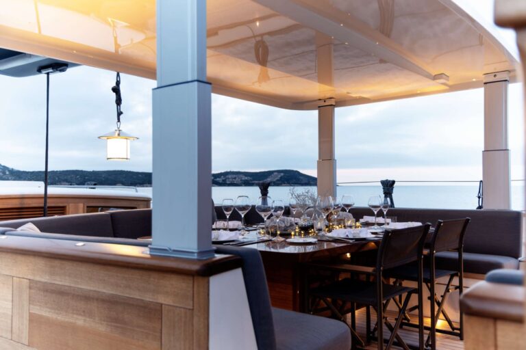 Exterior Dining