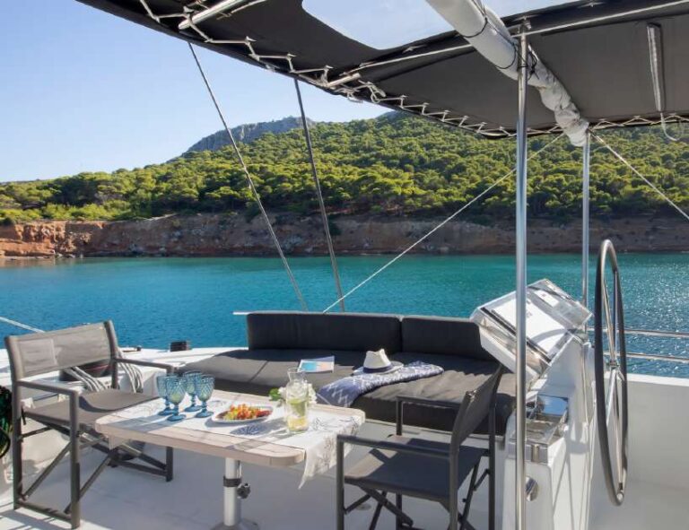 Bridge Deck Dining Area