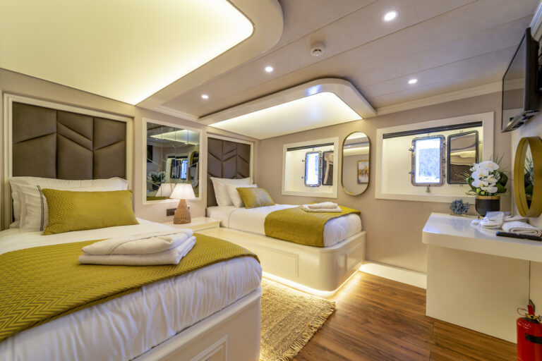 Twin Cabin