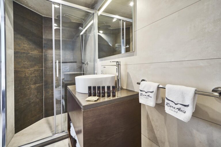 Ensuite Bathroom