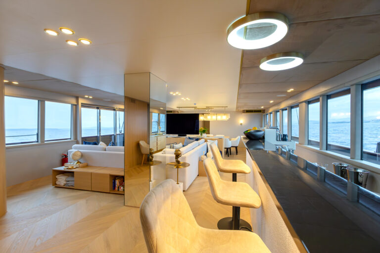Main Saloon Bar