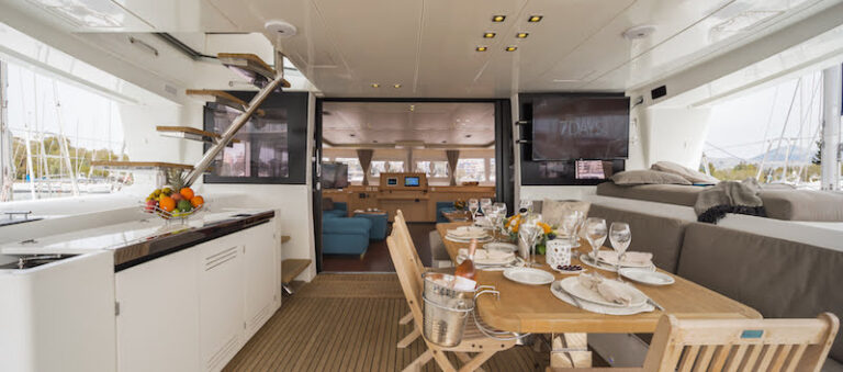 Exterior Dining