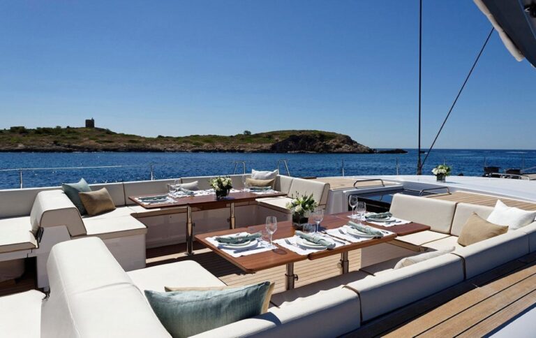 Exterior Relaxation Area With Dining