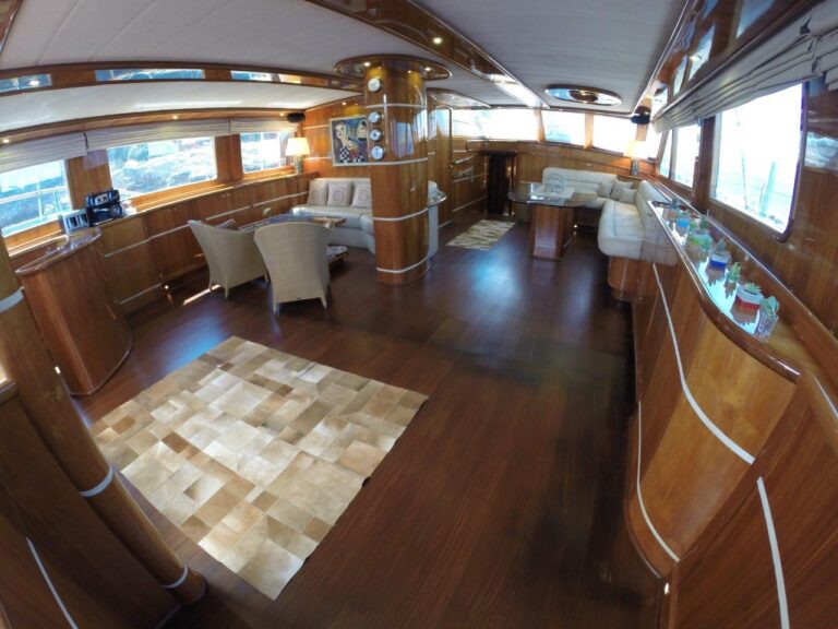 SY SILVER MOON - Salon view