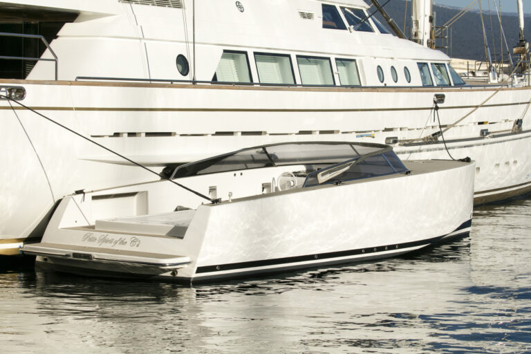 SY SPIRIT OF THE CS - Tender