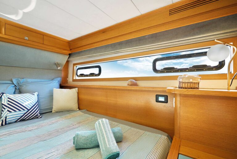 Double Cabin