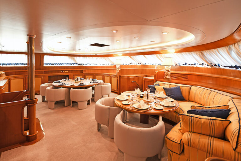 Interior Dining Set Up