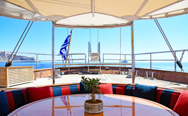 Aft Deck Detail