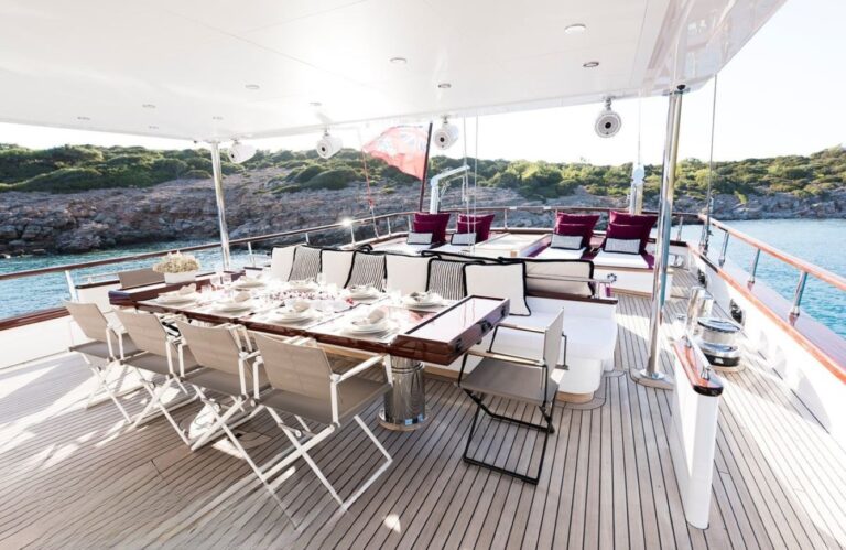 Exterior Dining Area