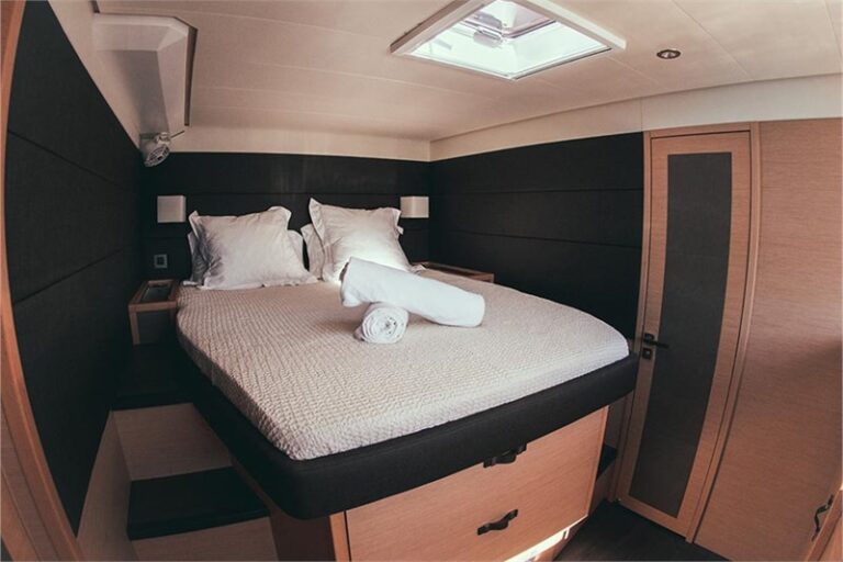 Double Cabin