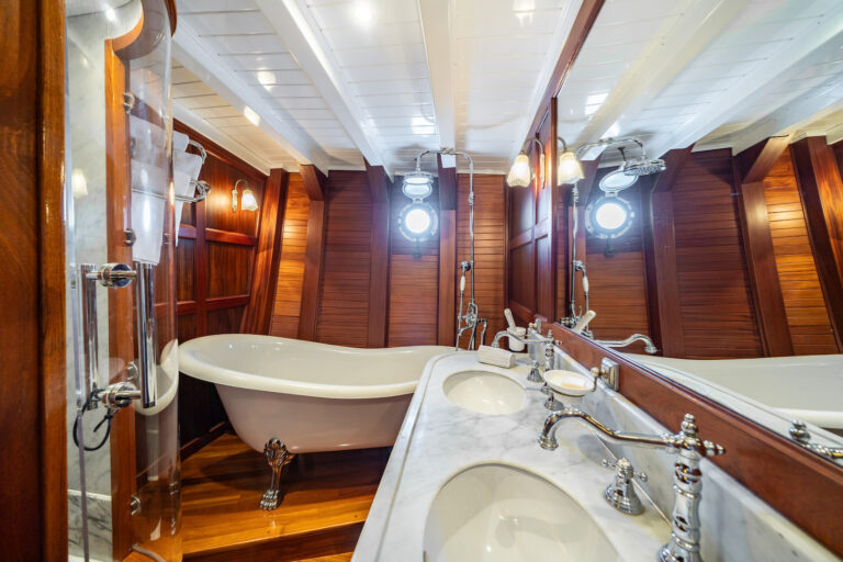 Master Ensuite