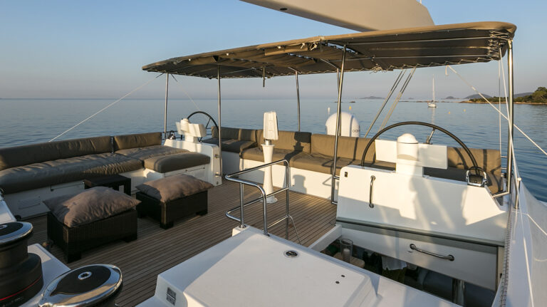 Upper Deck
