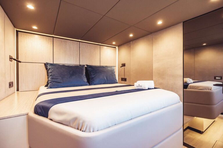 Double Cabin