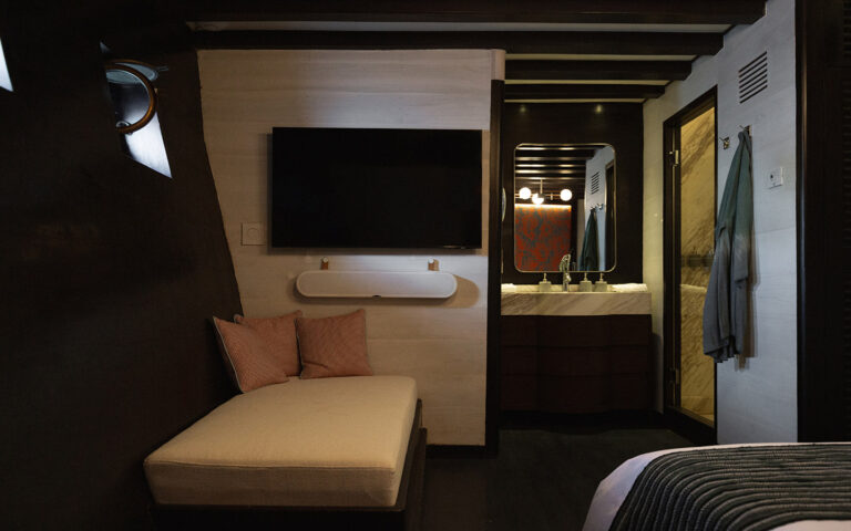 Guest stateroom